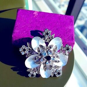 Vintage Sparkle Shimmery Floral Flower Brooch Pin Glam Unique Beautiful